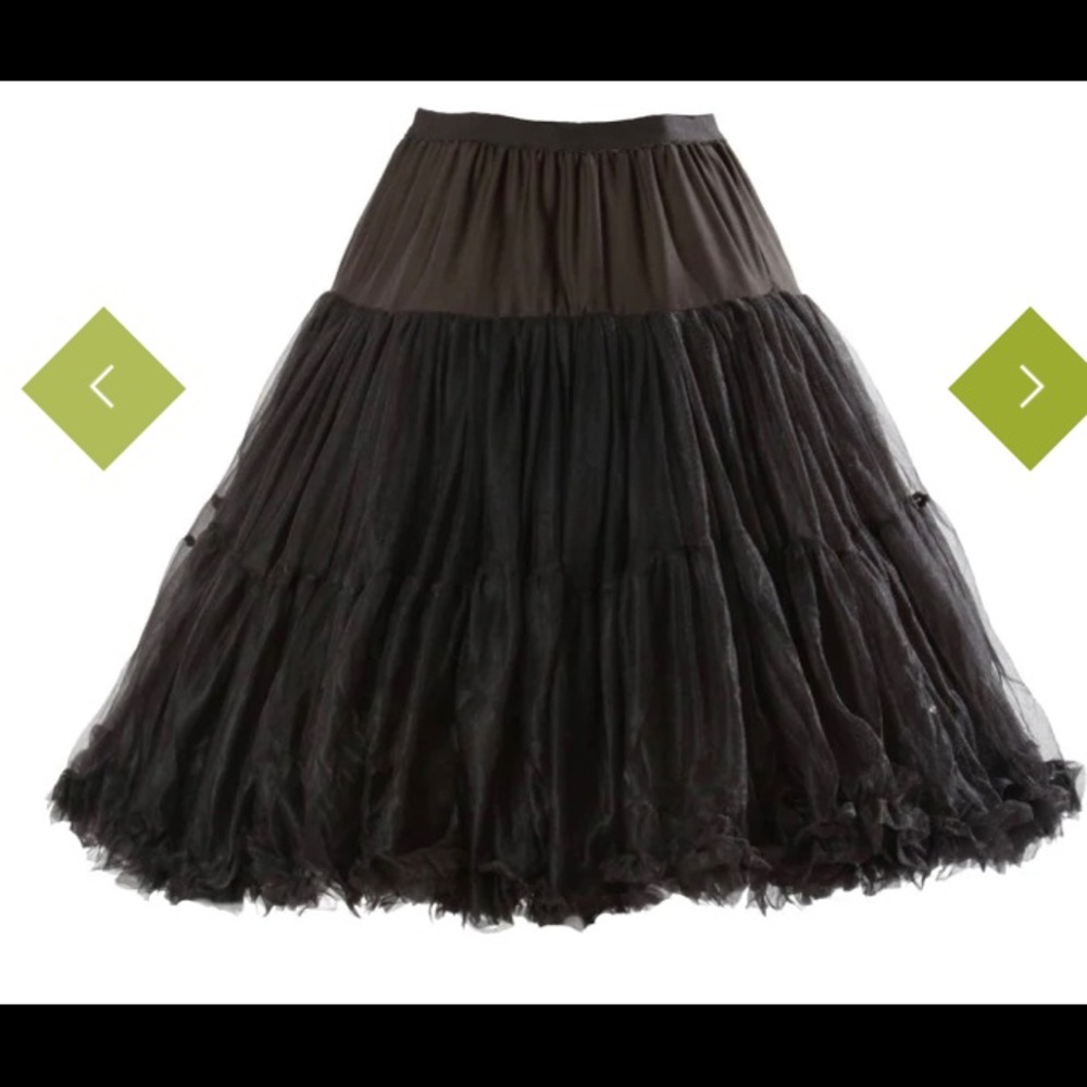 Betty Page by Tattyanna Black Crinoline